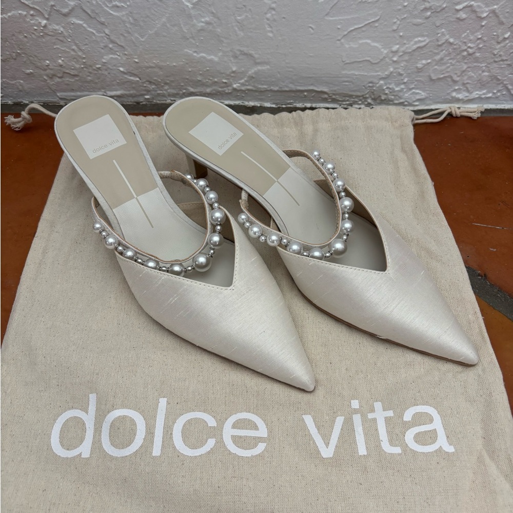 Dolce Vita Kanika Pearl Mid Heels